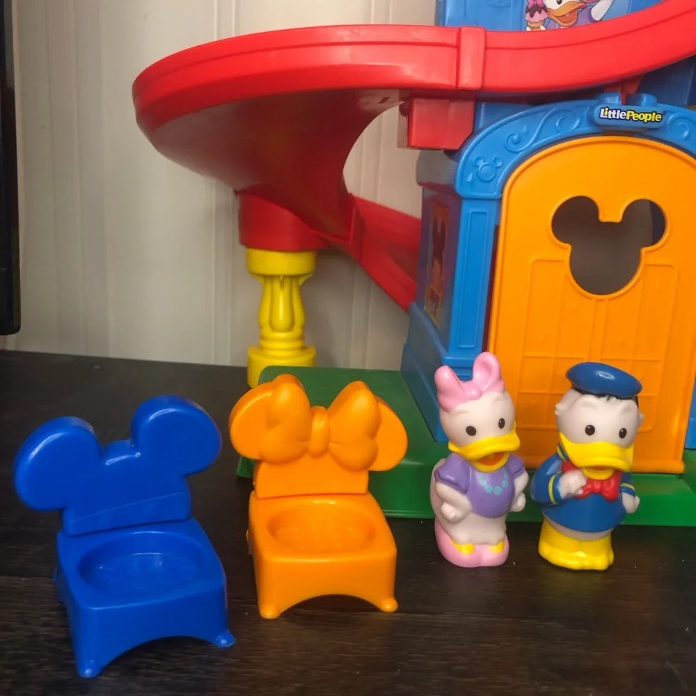 Little people Disney playset - Picture 2 of 6